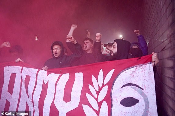 LONDON, ENGLAND - APRIL 09: The Ashburton Army make their way to the stadium prior to the UEFA Champions League quarter-final first leg match between Arsenal FC and FC Bayern MÃ¼nchen at Emirates Stadium on April 09, 2024 in London, England. (Photo by Shaun Botterill/Getty Images)