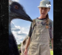 တောဝက်ငှက်တုပ်ကွေးကြောင့် ဖလော်ရီဒါခြံတွင် ငှက်တုပ်ကွေးရောဂါဖြစ်ပွားပြီးနောက် Emu ဖျားနေသည့် Emmanuel