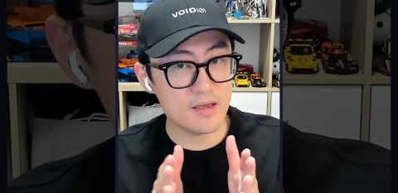 Vue.js သည် အဓိကအားဖြင့် လူထုအသိုင်းအဝိုင်း၏ ပံ့ပိုးမှုကြောင့် သဘာဝအတိုင်း ဖွံ့ဖြိုးတိုးတက်လာခဲ့ခြင်းဖြစ်ပြီး ဤအကြောင်းကို အီဗန်ယူမှ ဤနေရာတွင် ဆွေးနွေးဖော်ပြထားသည်။