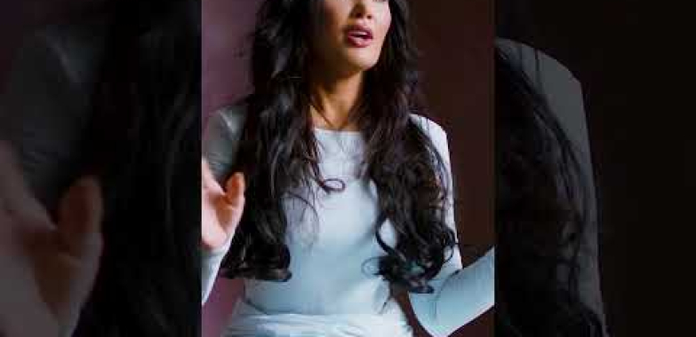 ဆာဒီယာခန်း ဆက်ဆံရေးနည်းပြ ယခု Soft White Underbelly တွင် ထုတ်လွှင့်နေပြီဖြစ်သည်။