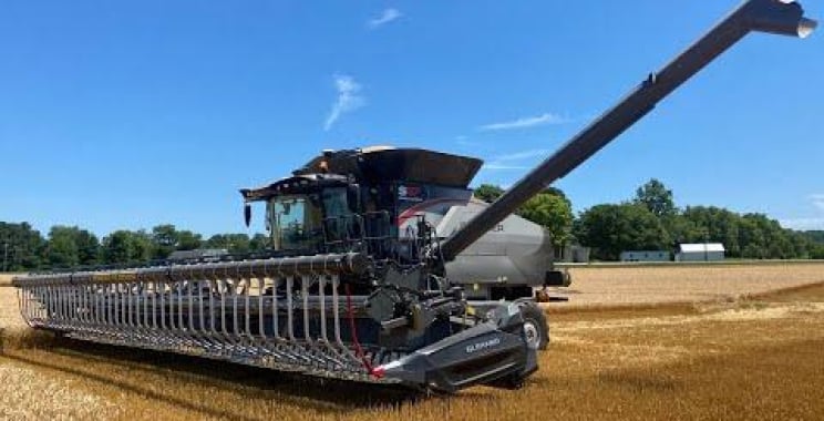 ဗီဒီယို- Gleaner s97 | ဂျုံဖြင့် ရိတ်သိမ်းခြင်း။ နေ့ကြီး