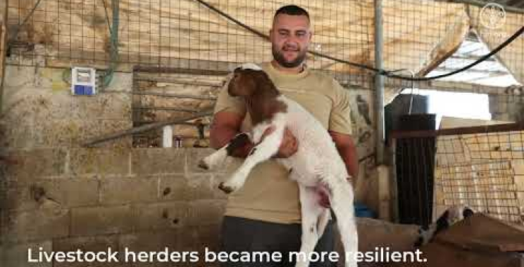 ကနေဒါနိုင်ငံနှင့် ပူးပေါင်း၍ အနောက်ဘက်ကမ်းရိုးတန်း စိုက်ပျိုးရေးကဏ္ဍကို ဆယ်စုနှစ်တစ်ခုကြာ ပြောင်းလဲအောင်မြင်ခဲ့ခြင်း